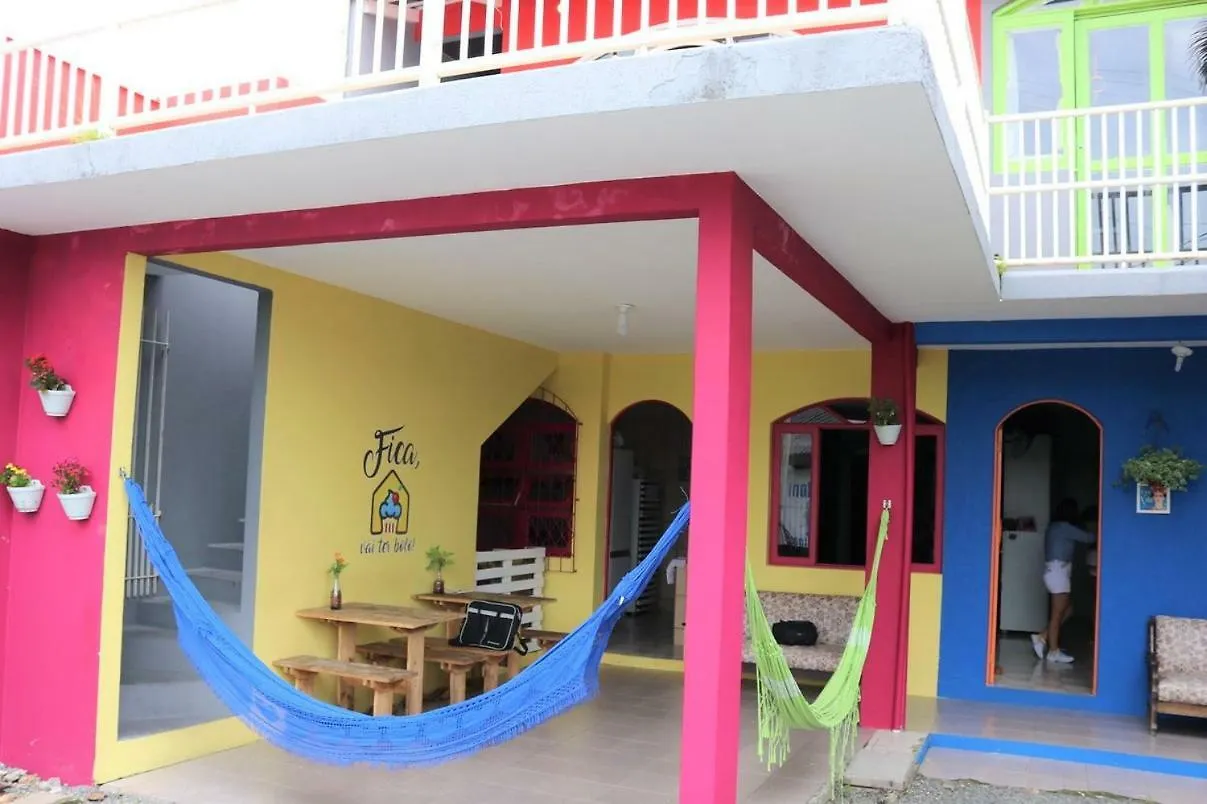 Fica, Vai Ter Bolo Hostel Itajaí