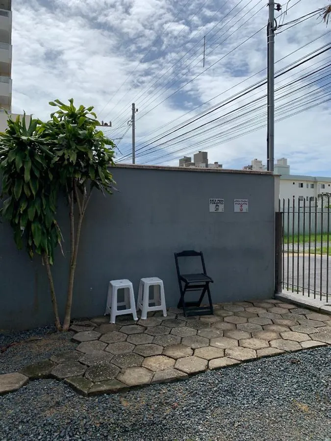 Fica, Vai Ter Bolo Hostel Itajai